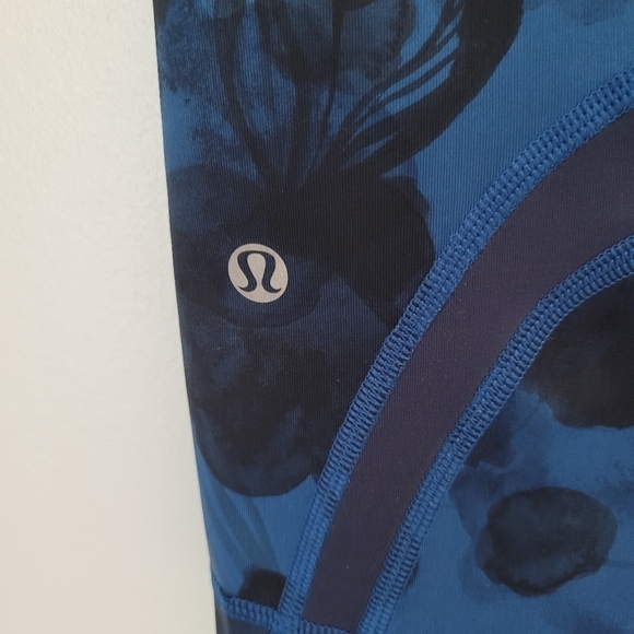 LULULEMON Wunder Under Crop II *Full-On Luxtreme - Picture 8 of 12